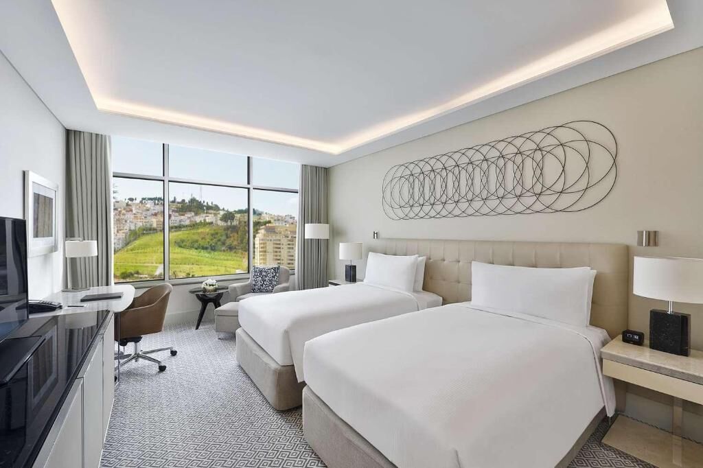 Premium bedding, minibar, in-room safe, desk