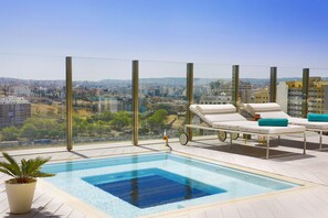 Seasonal outdoor pool - Hilton Tangier City Center (Tangier)