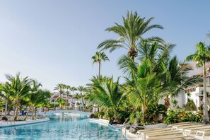 Pool - Parque Santiago III (Arona)