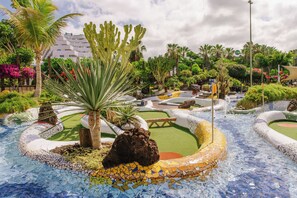 Sports facility - Parque Santiago III (Arona)