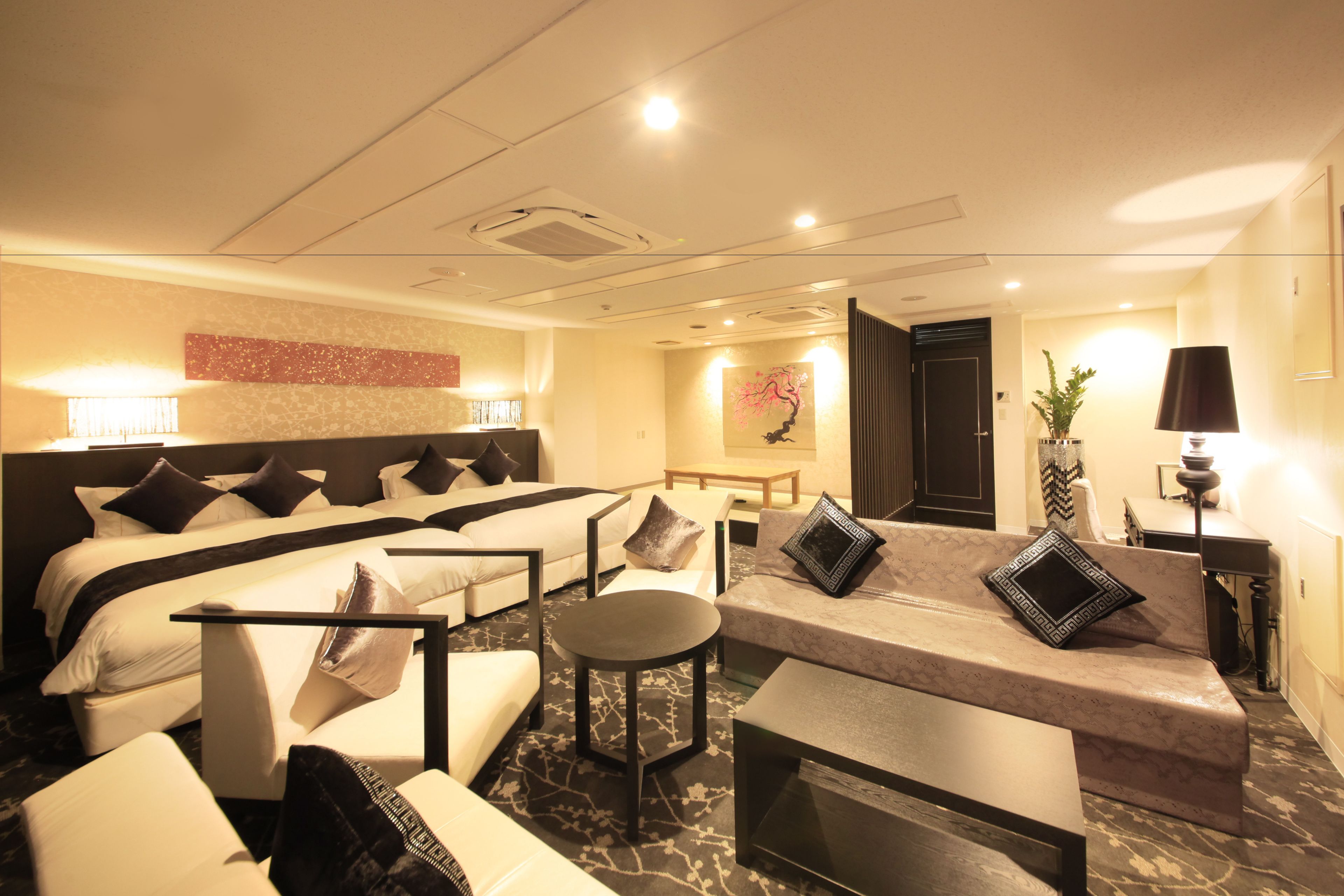 executive twin room extra, non smoking | premium bedding, desk, iron/ironing board, free cots/infant beds