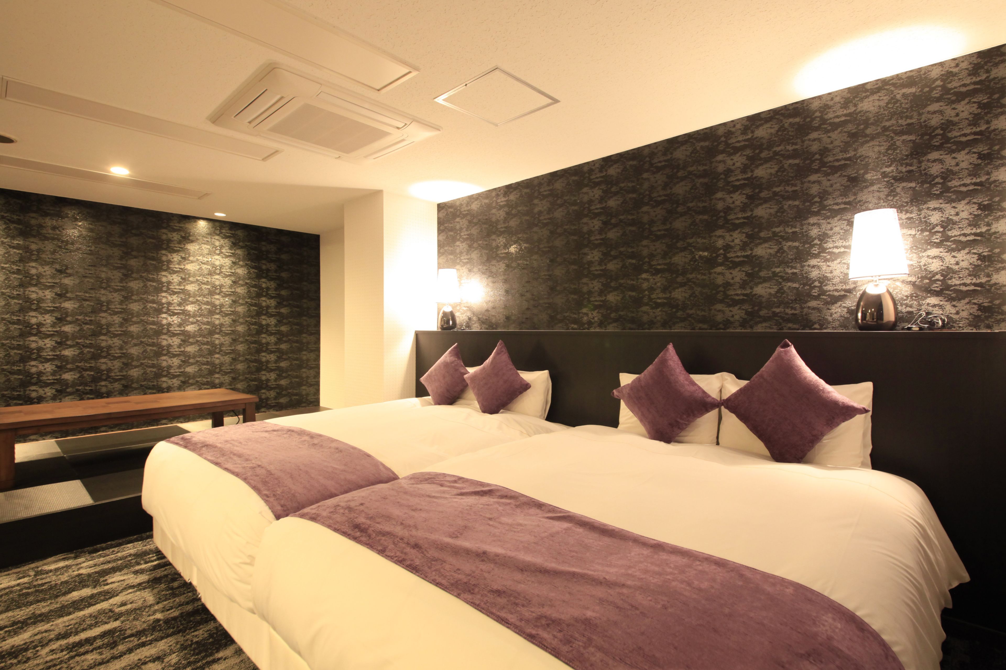 executive twin room extra, smoking | premium bedding, desk, iron/ironing board, free cots/infant beds