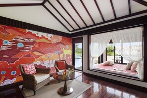 1 kamar tidur, brankas, tempat tidur bayi gratis, dan seprai linen