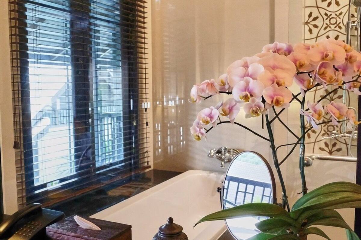 family room | 1 bedroom, minibar, in-room safe, desk