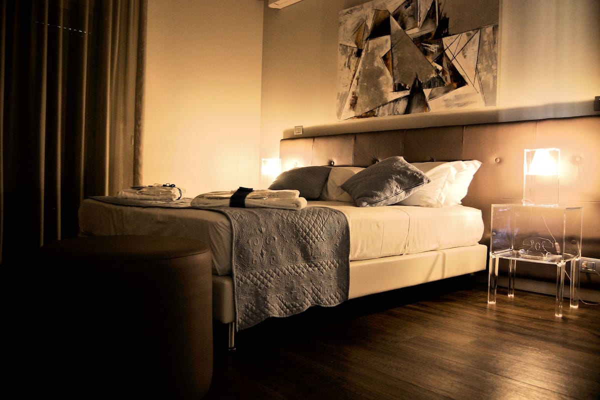 Double or Twin Room, Sea View (Atena) | Down comforters, minibar, in-room safe, individually decorated
