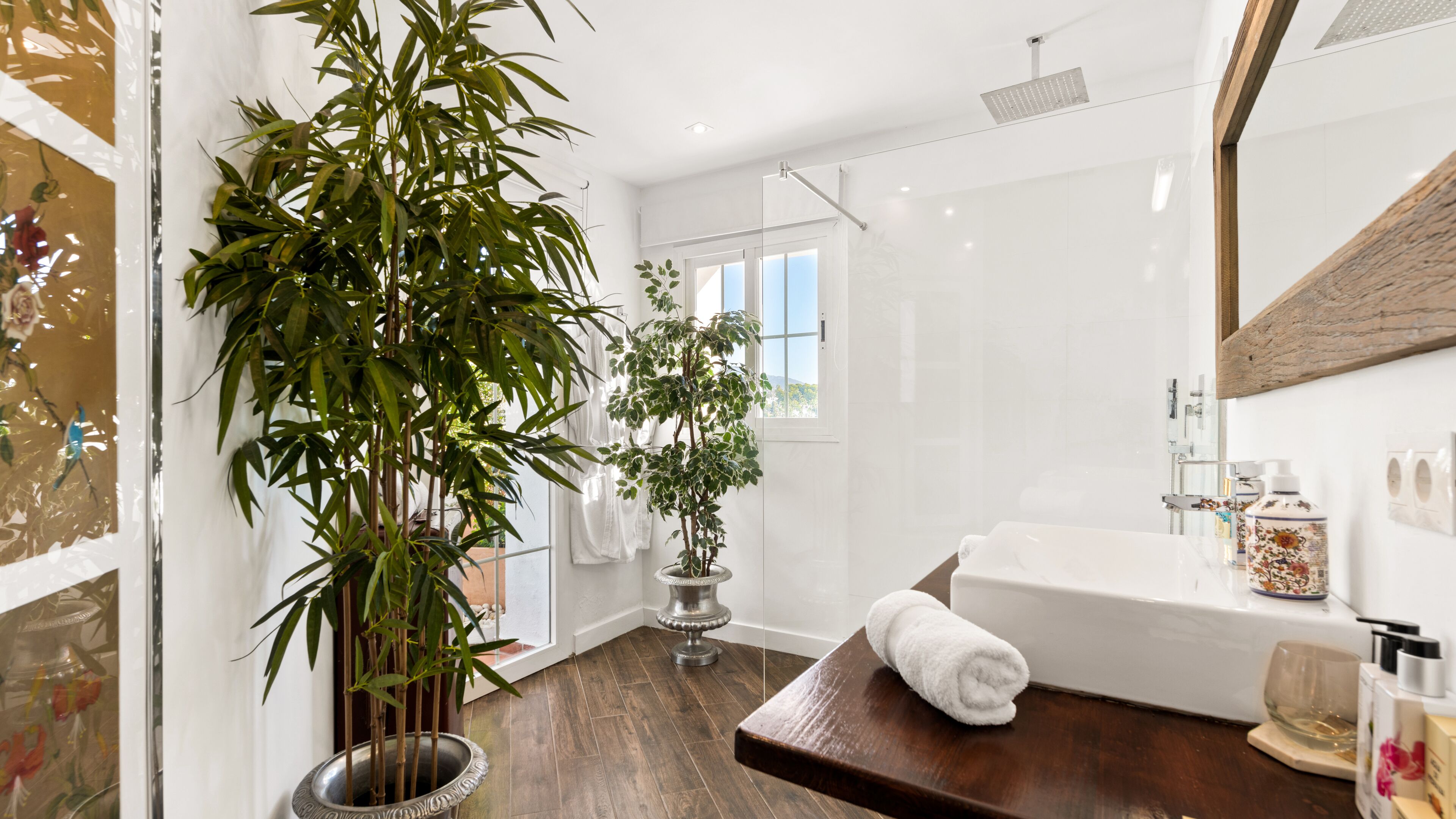 Photo - Molo Luxury Suites Puerto Banus