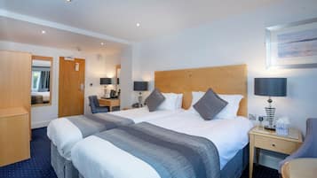 Classic Double or Twin Room | In-room safe, desk, iron/ironing board, free WiFi
