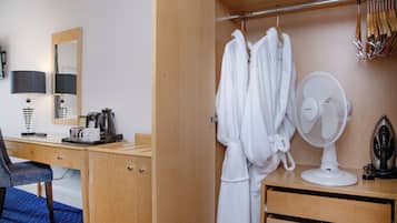 In-room safe, desk, iron/ironing board, free WiFi