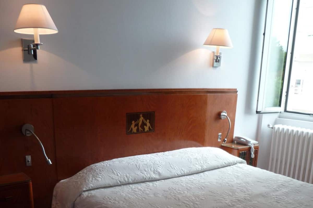 Double Room | In-room safe, individually decorated, individually furnished, desk