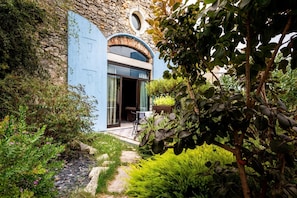 Exterior - Le Trésor Des Templiers (Malataverne)