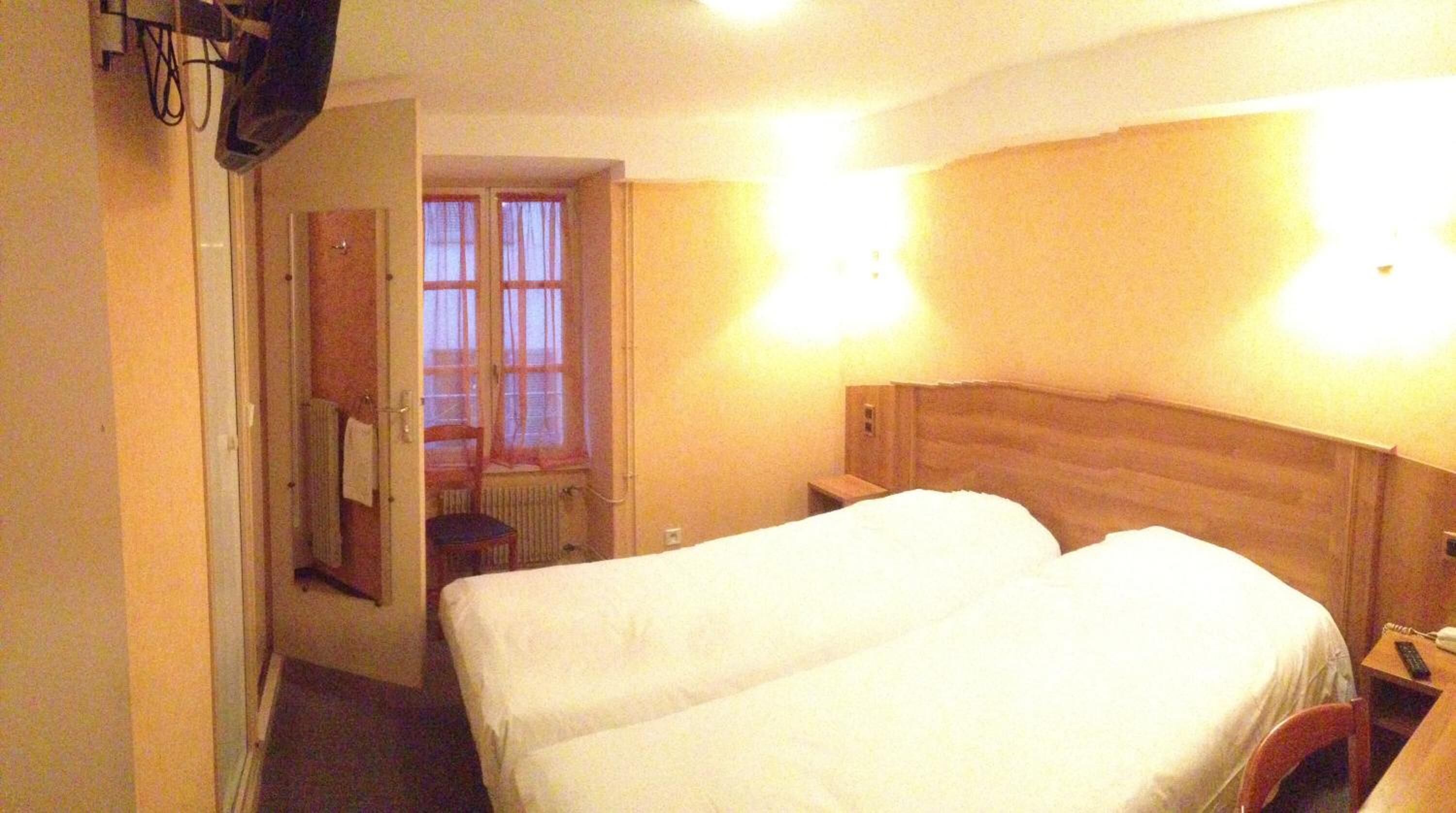 premium bedding, desk, iron/ironing board, free wifi