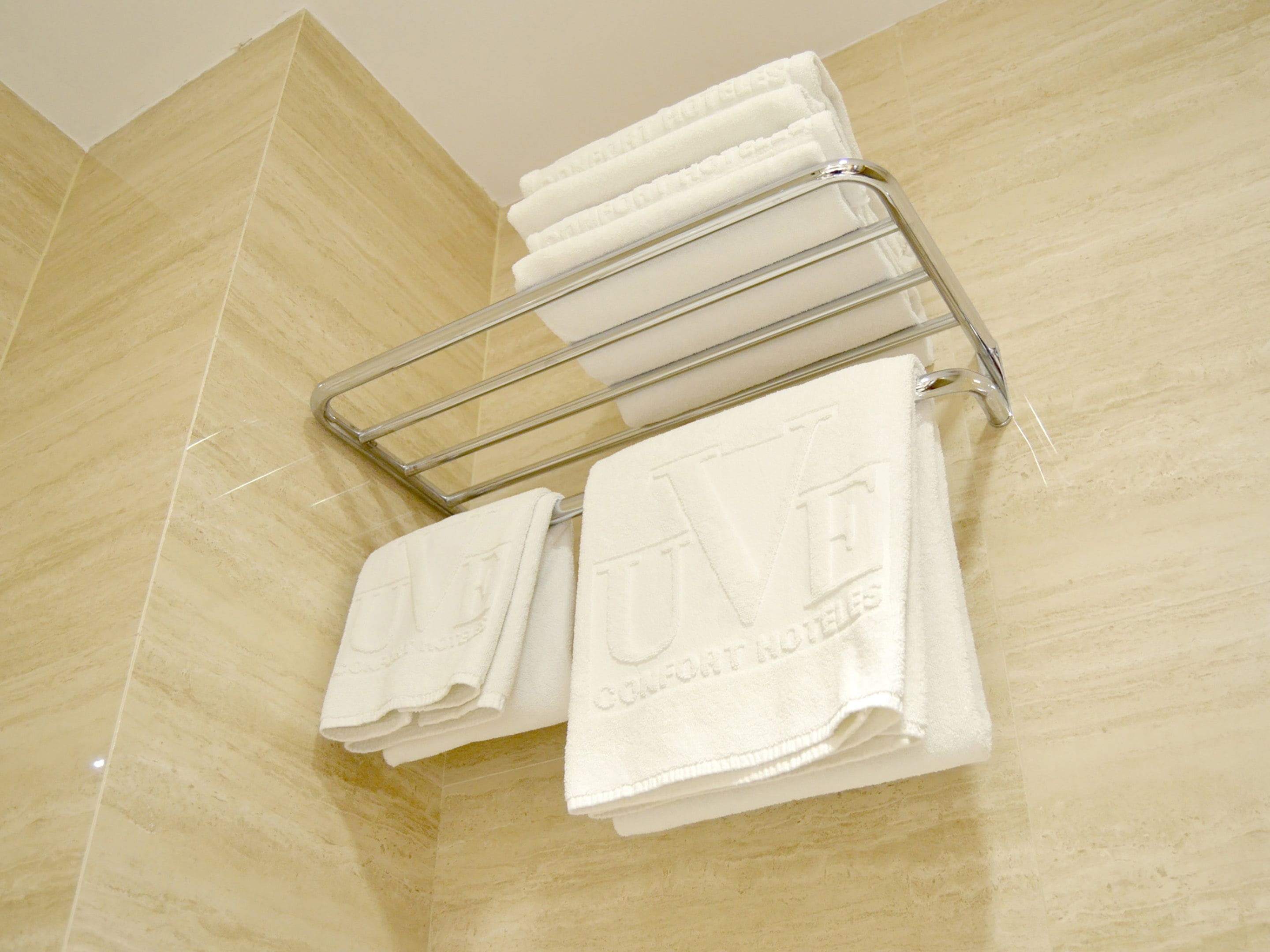 double or twin room | bathroom | free toiletries, hair dryer, bidet, towels