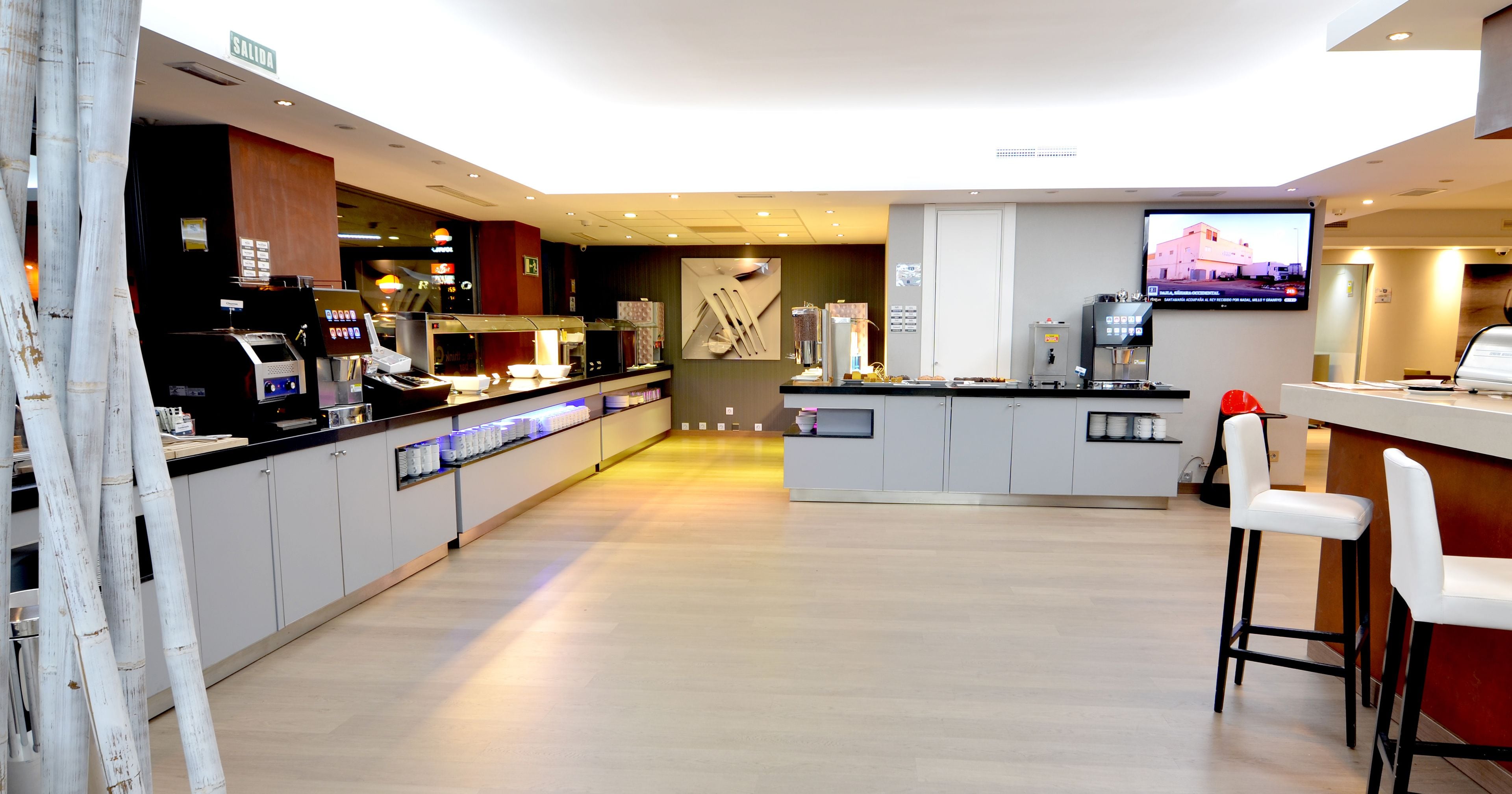 daily buffet breakfast (eur 9 per person)