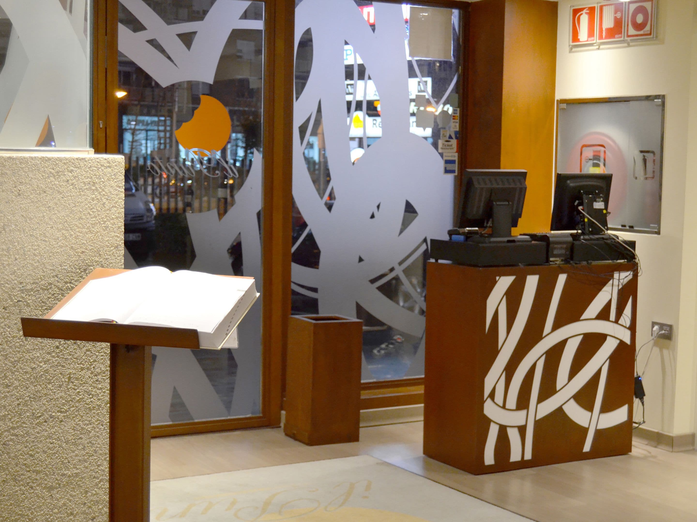 breakfast, lunch, dinner served; mediterranean cuisine