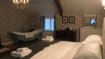 Luksus-dobbeltrom, eget bad (Blue Room) | 1 soverom og wi-fi