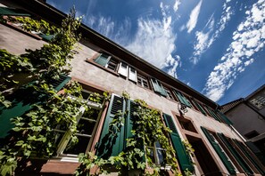 Front of property - Ulner Kapelle (Weinheim)