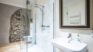 Apartment, Mountain View | Bathroom