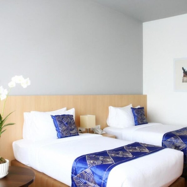 Minibar, in-room safe, desk, soundproofing