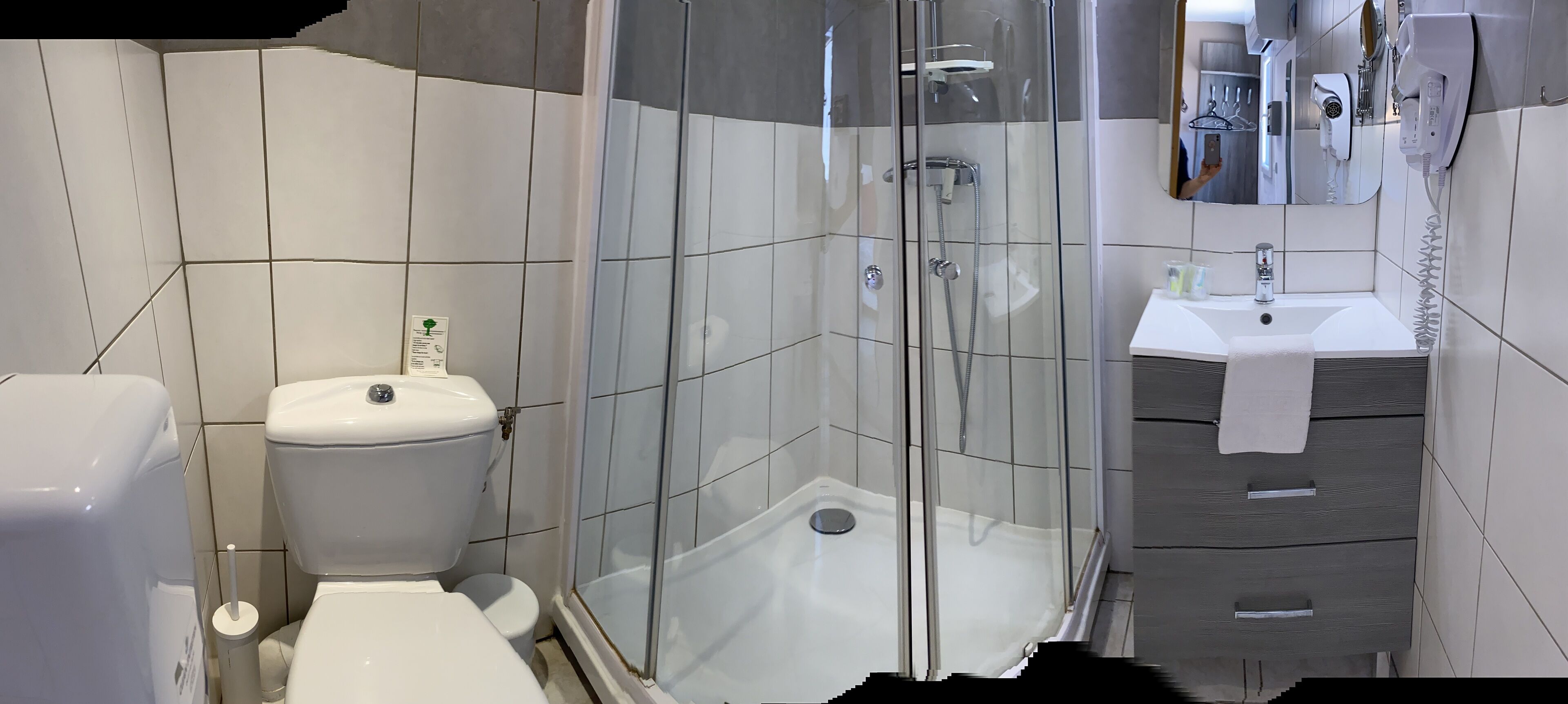 classic double room, private bathroom, garden view | bathroom | hair dryer, towels, soap, shampoo