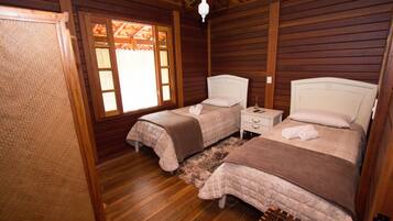 Minibar, individually decorated, individually furnished, free WiFi