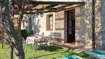 Appartamento, 2 camere da letto (Glicine) | Vista dalla camera