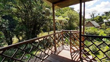 Quadruple Room | 4 bedrooms, individually decorated, free WiFi, bed sheets