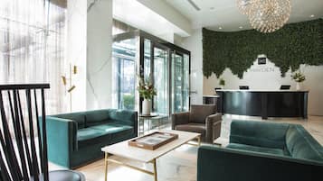 Sala de estar en el lobby
