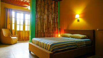 Rollaway beds, free WiFi