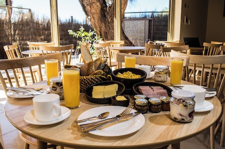 Desayuno continental incluido todos los días