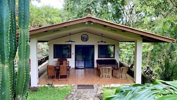 Ferienhaus, 2 Schlafzimmer | Terrasse/Patio