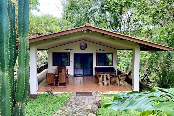 Casa, 2 habitaciones | Terraza o patio
