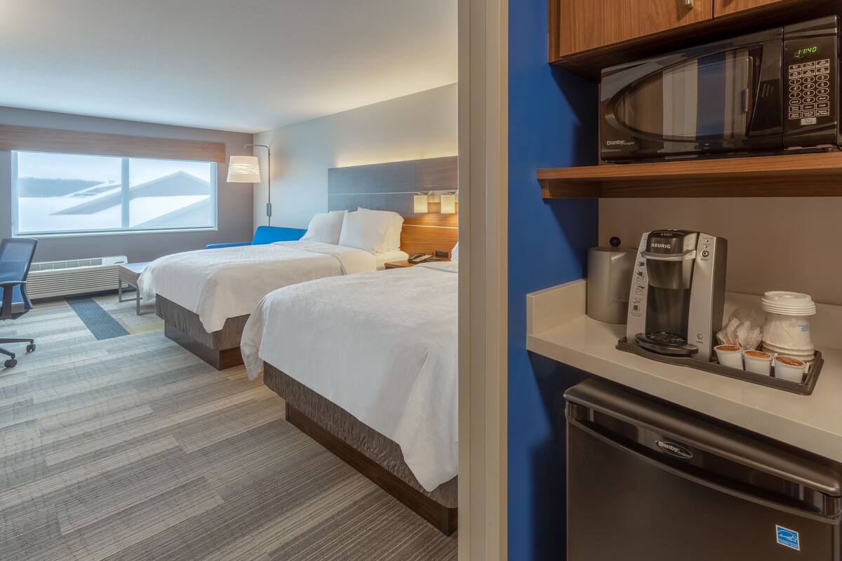 1 bedroom, in-room safe, desk, laptop workspace