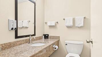 Deluxe Room, 2 Double Beds, Non Smoking | Bathroom