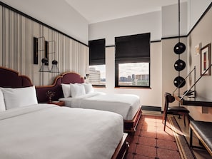 Habitación doble estándar | Ropa de cama de alta calidad y minibar