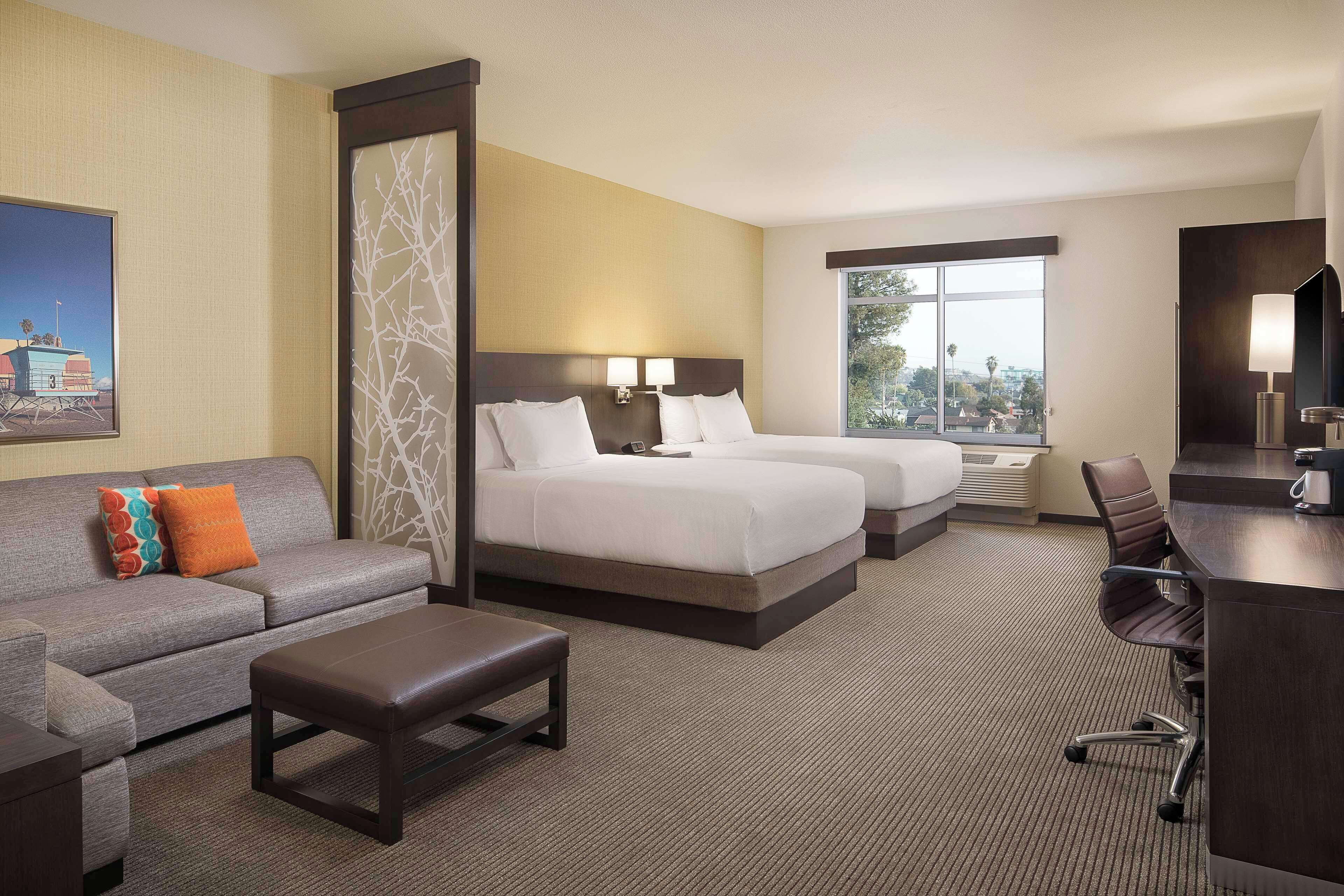 In-room safe, desk, laptop workspace, blackout curtains