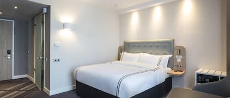 Chambre Standard double | Coffre-fort, rideaux dâobscurcissement, systĂšme dâinsonorisation