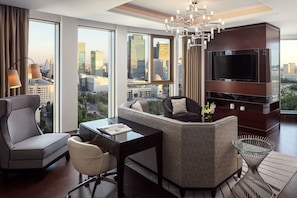 Living room - The Ritz-Carlton, Astana (Astana)