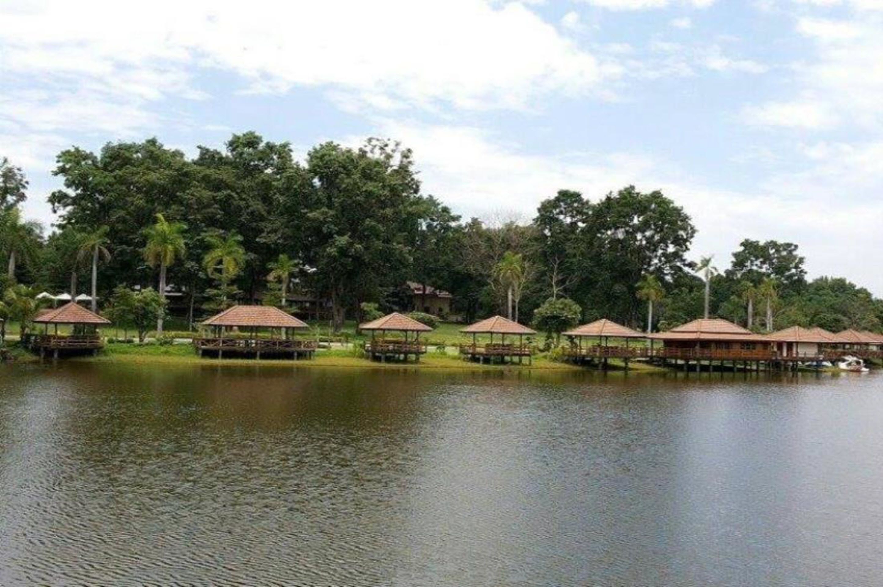 Fahluang Resort
