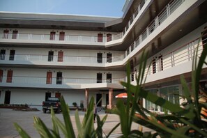 Exterior - Grand Perfect Apartment (Udon Thani)