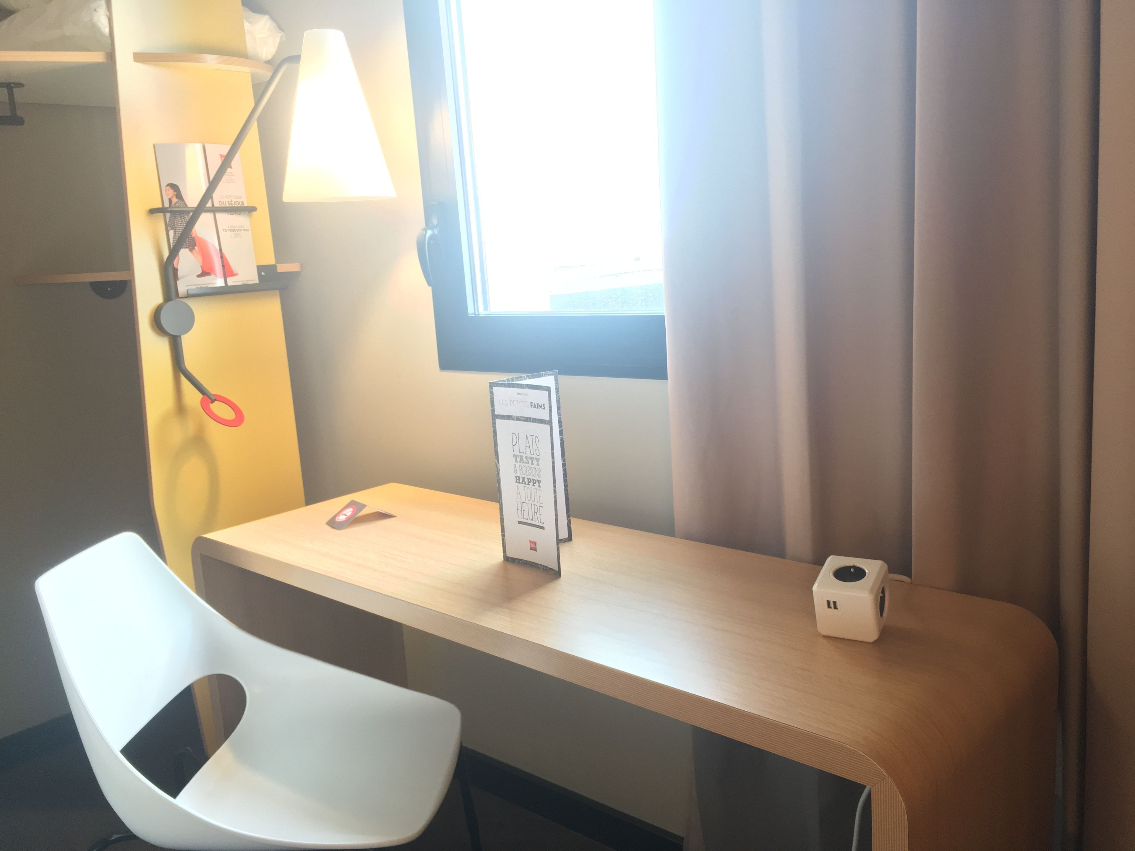 standard double room, 1 double bed | desk, soundproofing, iron/ironing board, free wifi