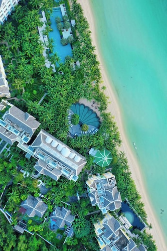 JW Marriott Phu Quoc Emerald Bay Resort & Spa