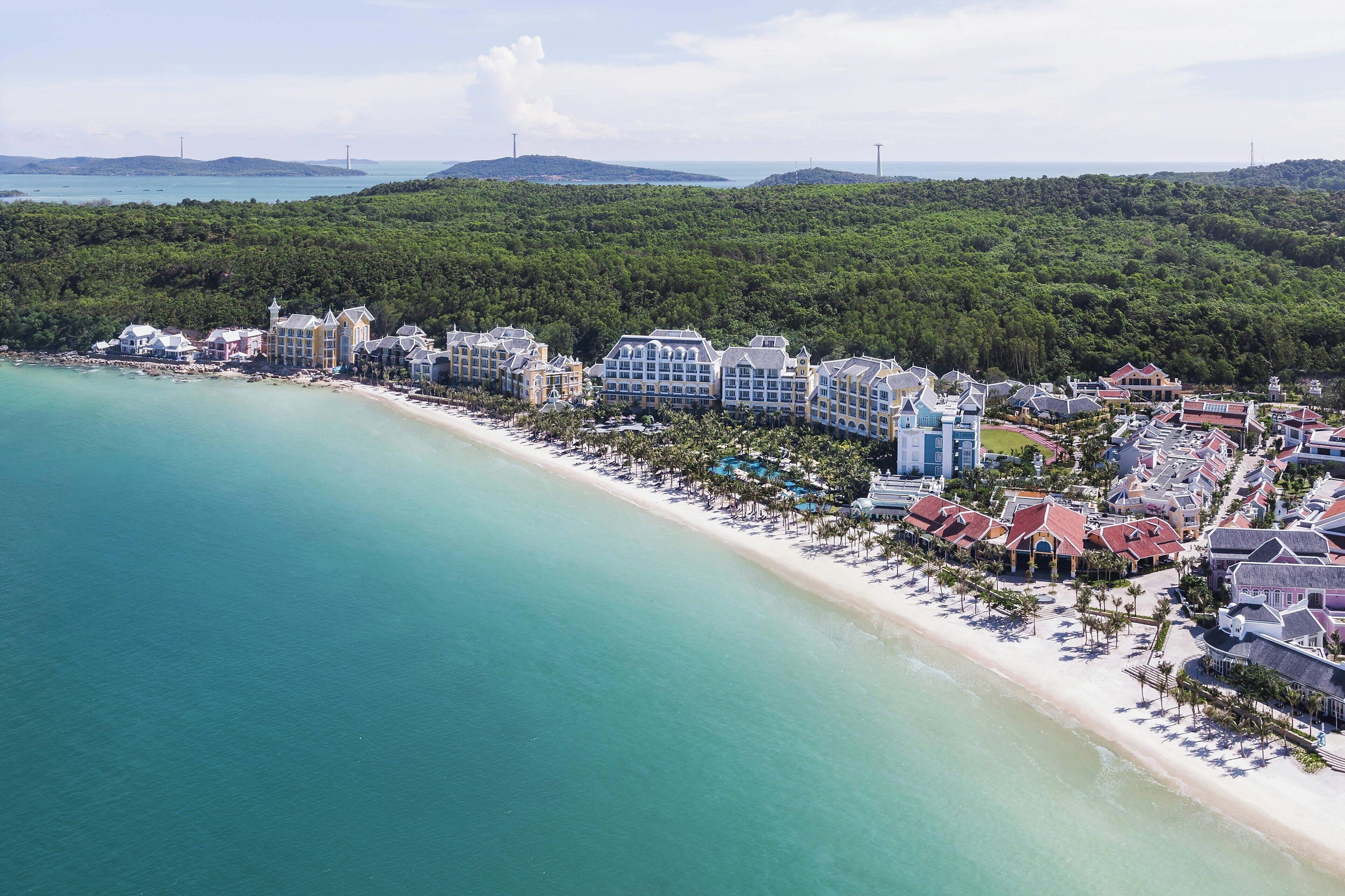 Private beach, white sand, sun loungers, beach umbrellas