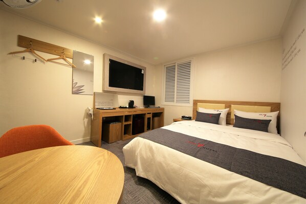 1 bedroom, free WiFi, bed sheets