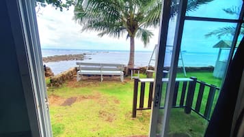 Beach Front Aircon Villa | 1 多间卧室、客房内保险箱、免费 WiFi、床单