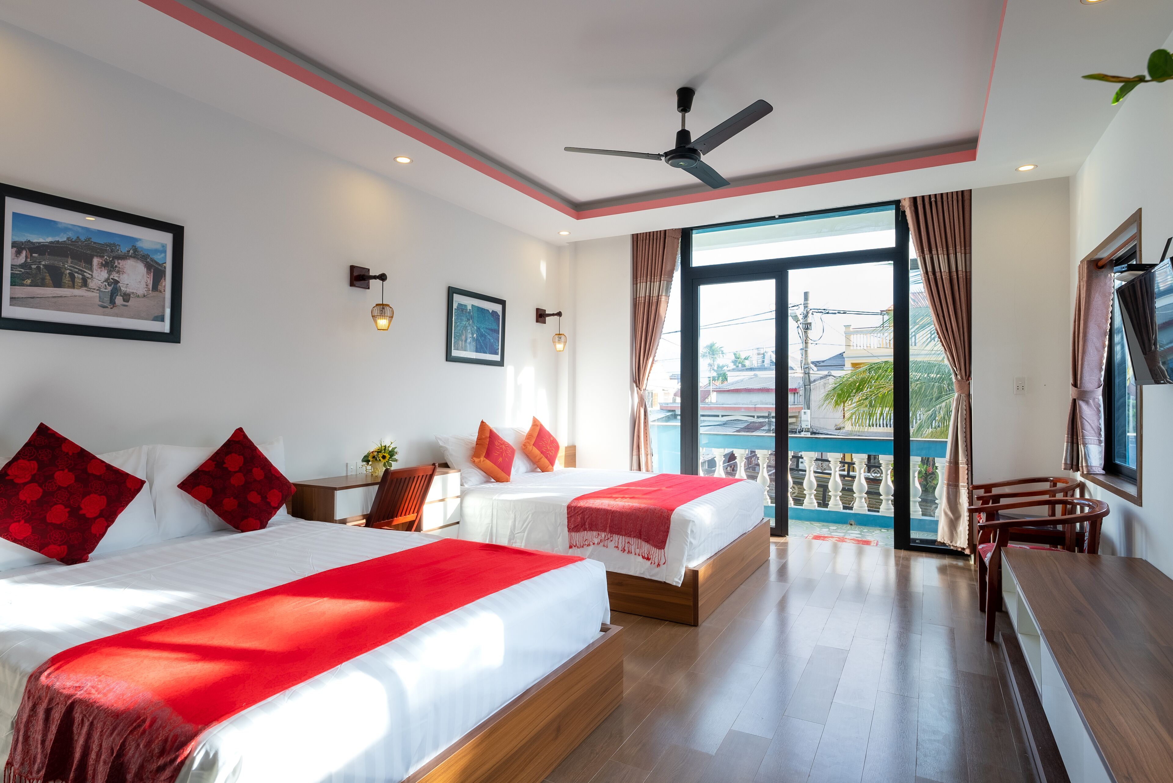 迷你吧、書桌、手提電腦工作空間、遮光窗簾/窗簾