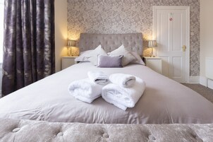 Apartment, 2 Bedrooms (Triple Sleeper Bunk Bed) | 2 bedrooms, memory-foam beds, soundproofing, iron/ironing board