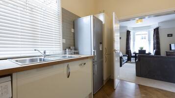 Apartment, 2 Bedrooms (Triple Sleeper Bunk Bed) | Private kitchen