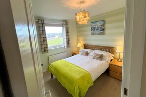 Free toiletries, towels - No12 Bed and Breakfast (St. Andrews)