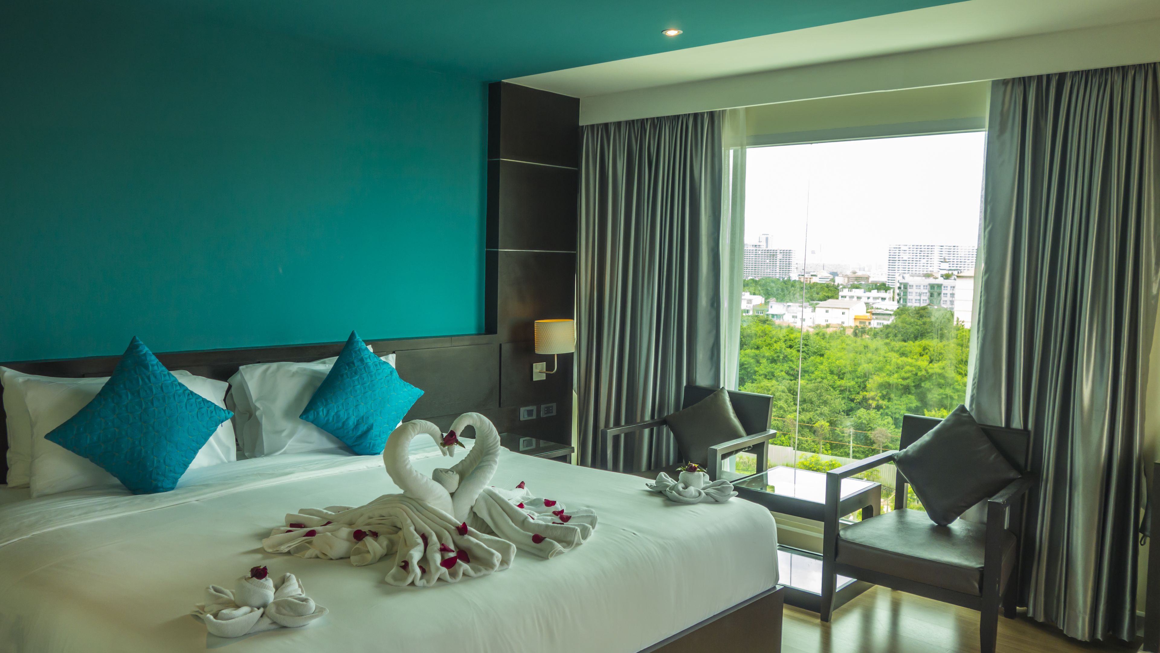 premier room, city view | view from room