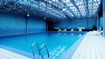 Piscina interna, piscina externa